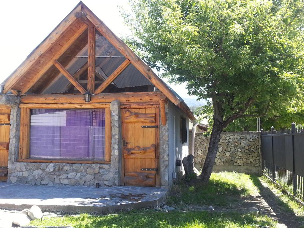 Cabanas Pehuenia Hostel El Bolson Luaran gambar