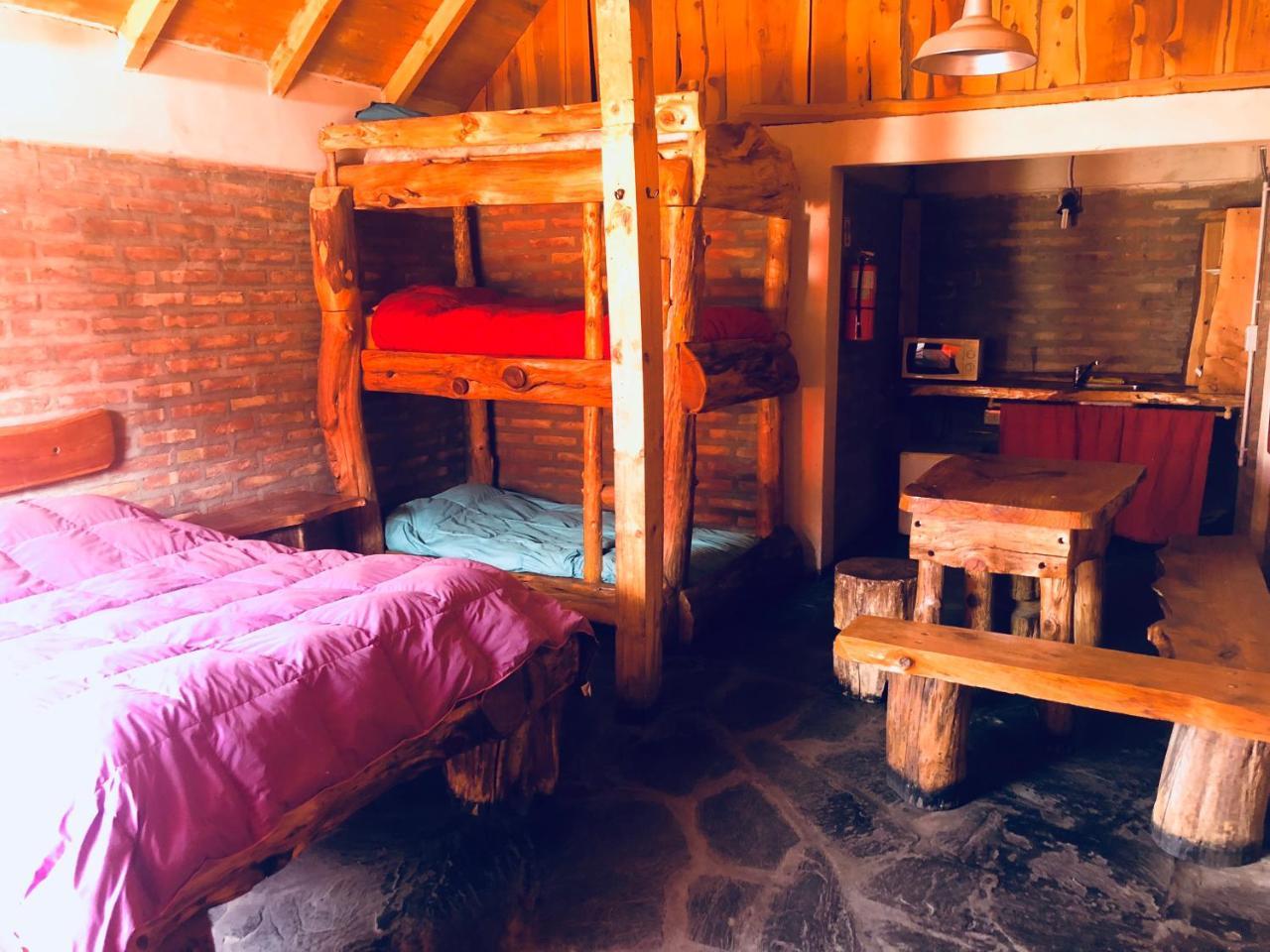 Cabanas Pehuenia Hostel El Bolson Luaran gambar