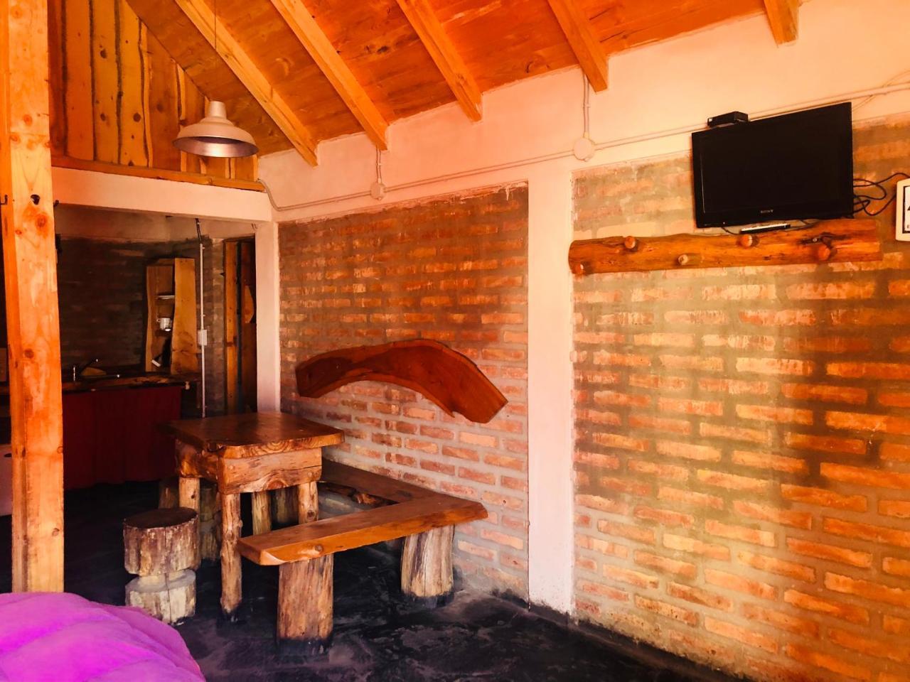 Cabanas Pehuenia Hostel El Bolson Luaran gambar